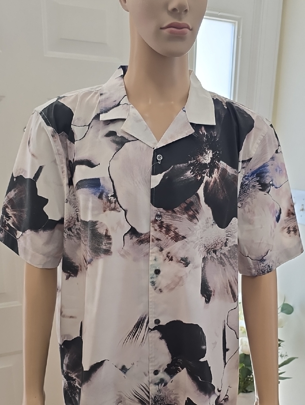 J.FERRAR MEN'S BLACK & WHITE SHORT SLEEVES SUMMER FRONT BUTTON SHIRT XL SLIM
